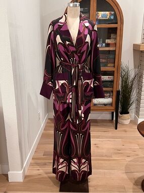 Banana Republic 100% Silk Aura Jacket & Pant Set